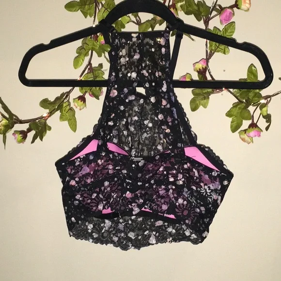 Victoria Secret Pink | NWT LACE BRALETTE - Picture 2 of 2